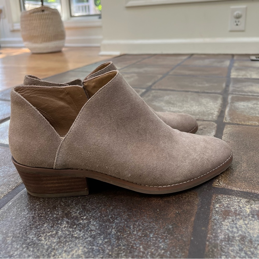 Lucky brand taupe ankle booties